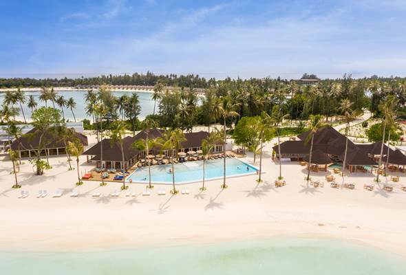 Rejuvenate in Olhuveli Beach Resort and Spa with all Meals